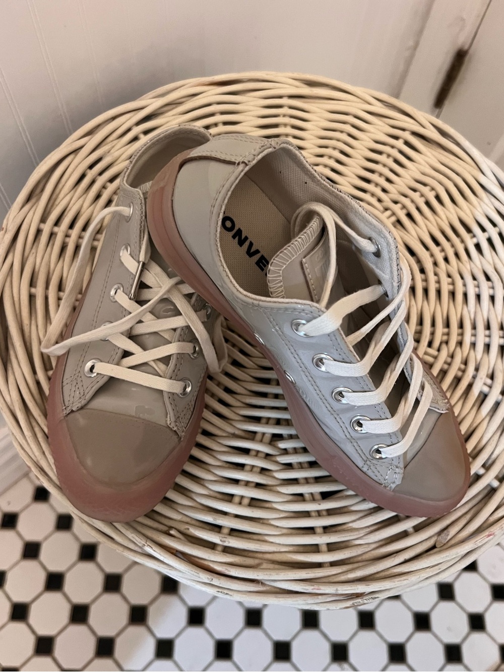 Converse Chuck Taylor All Star Low 'Mouse Washed Coral' Size 6